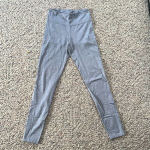 Old Navy Active Wear, lined leggings, grey, size Medium Tall
